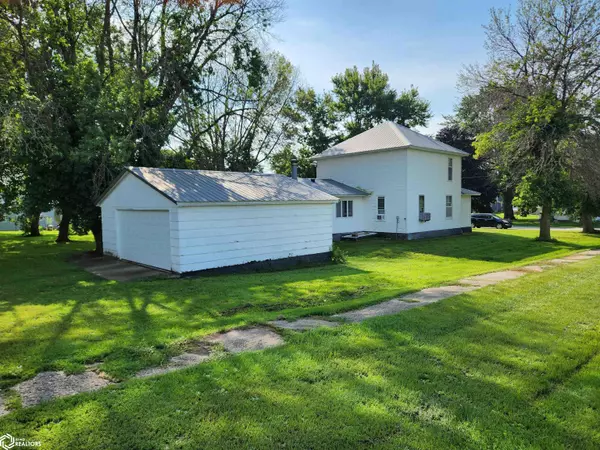 Thornton, IA 50479,412 Elm St