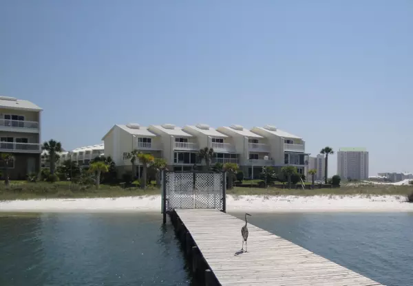 Navarre, FL 32566,1440 Paradise Point Drive  #UNIT 7