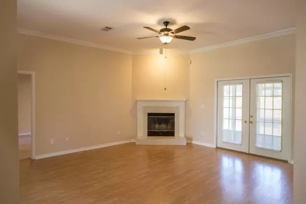 Mary Esther, FL 32569,458 Sandmore Shores Drive