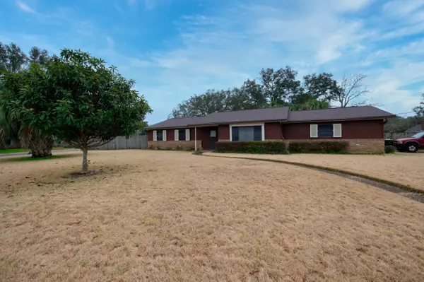 4885 La Ventana Drive, Pensacola, FL 32526