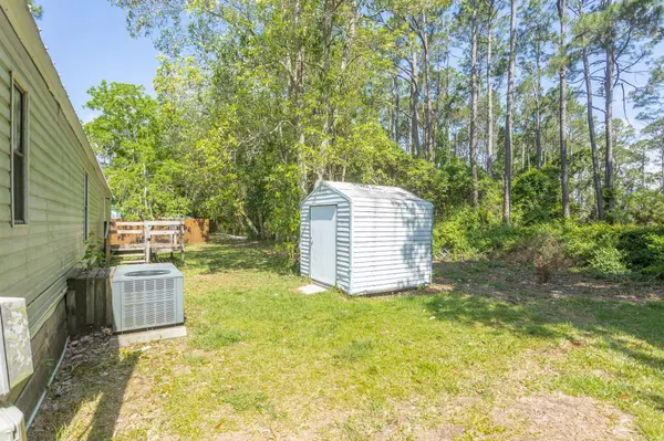 Navarre, FL 32566,9032 Larker Woods Drive