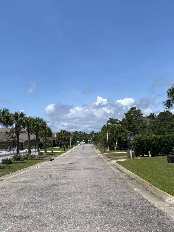 Navarre, FL 32566,0 Fontainebleau Court