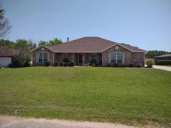 6863 Yorkwood Street, Navarre, FL 32566