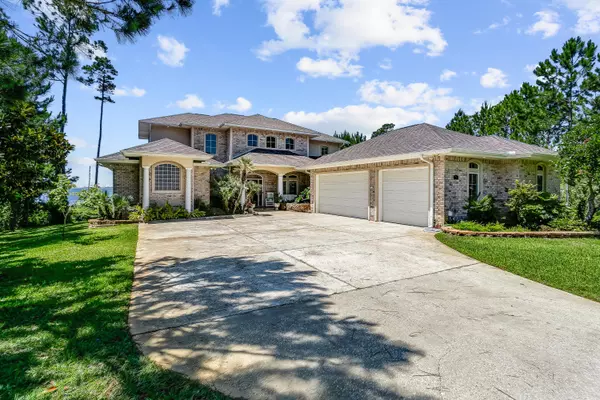 Navarre, FL 32566,1725 Villa Vizcaya Drive