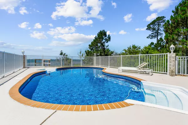 Navarre, FL 32566,1725 Villa Vizcaya Drive