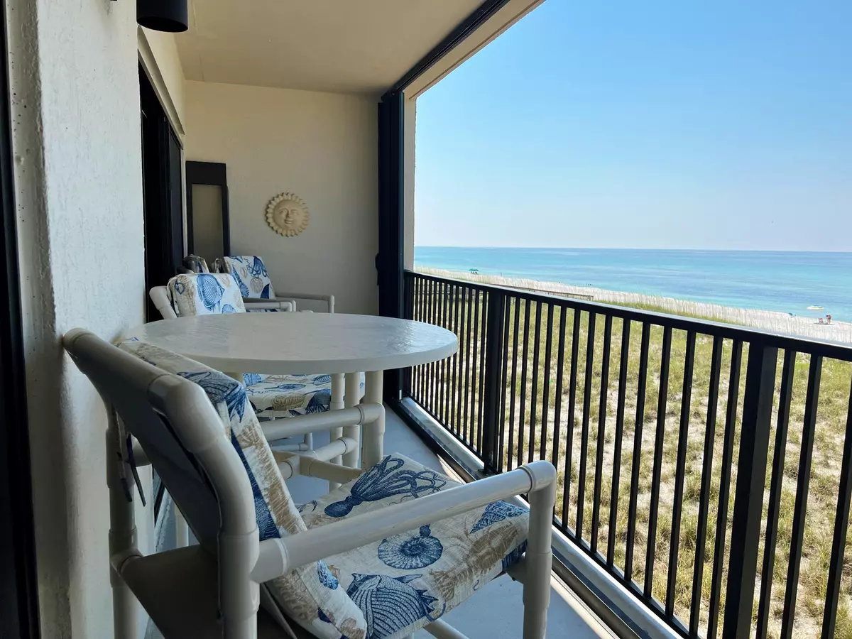 Navarre, FL 32566,7979 Gulf Boulevard  #APT 123