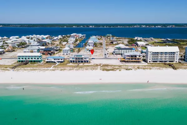 8212 Gulf Boulevard, Navarre, FL 32566