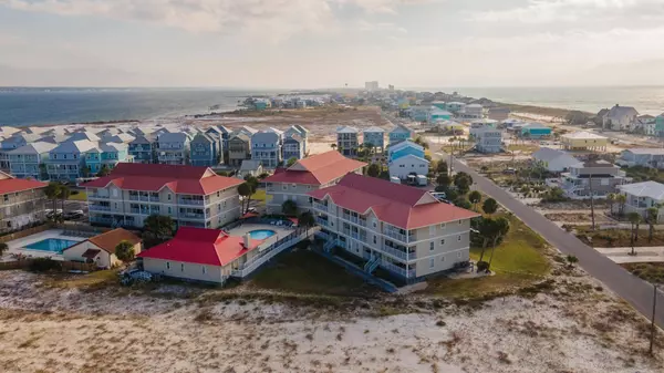 Navarre, FL 32566,7476 Sunset Harbor Drive  #APT 421