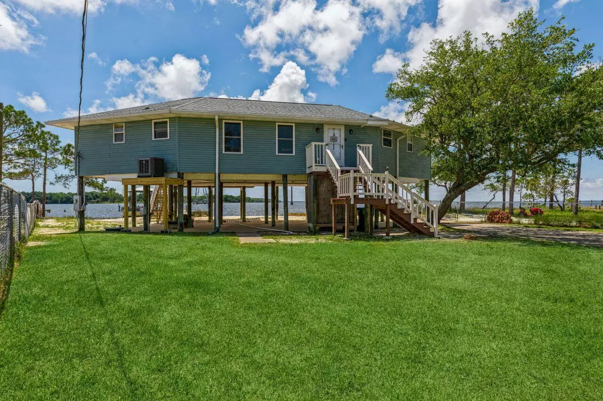 Navarre, FL 32566,3414 Miller Point Court