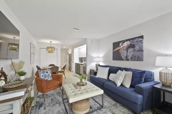 Navarre, FL 32566,7453 SUNSET HARBOR Drive  #1-204