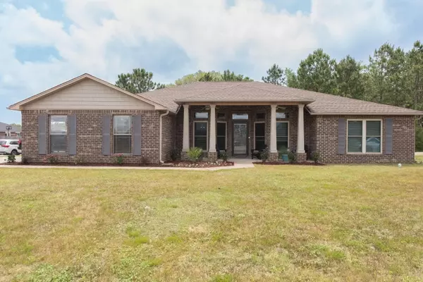 3877 Elevator Court, Pace, FL 32571