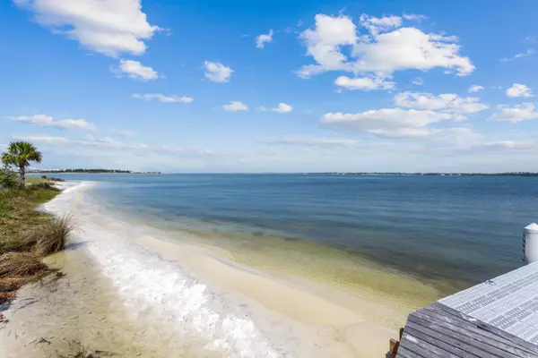 Navarre, FL 32566,1472 Homeport Drive