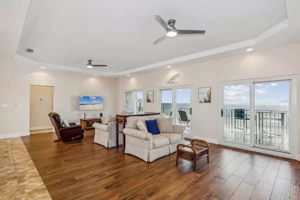 Navarre, FL 32566,8227 Gulf Boulevard  #501