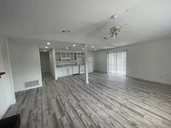 Navarre, FL 32566,1830 Iris Lane