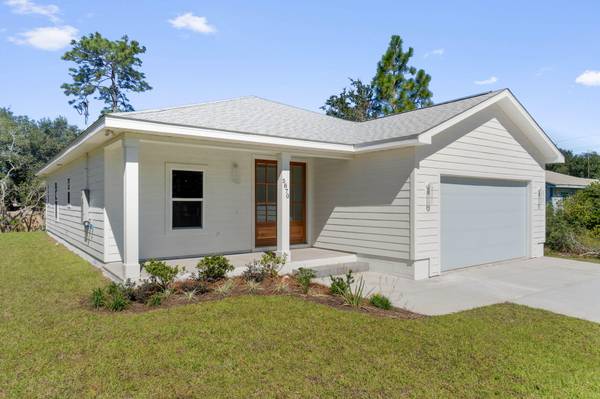 5870 Congress St Street, Gulf Breeze, FL 32563