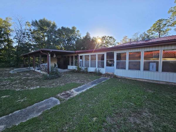 550 John King Road, Crestview, FL 32539