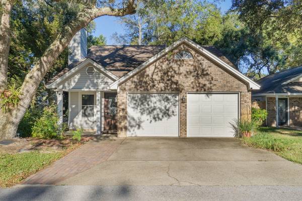 1136 Nestling Court, Gulf Breeze, FL 32563