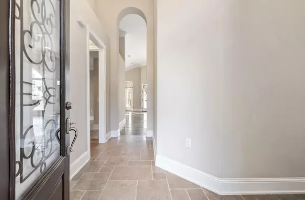 Gulf Breeze, FL 32563,5343 Woodlake Trace