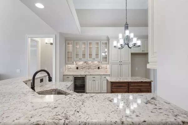 Gulf Breeze, FL 32563,5343 Woodlake Trace
