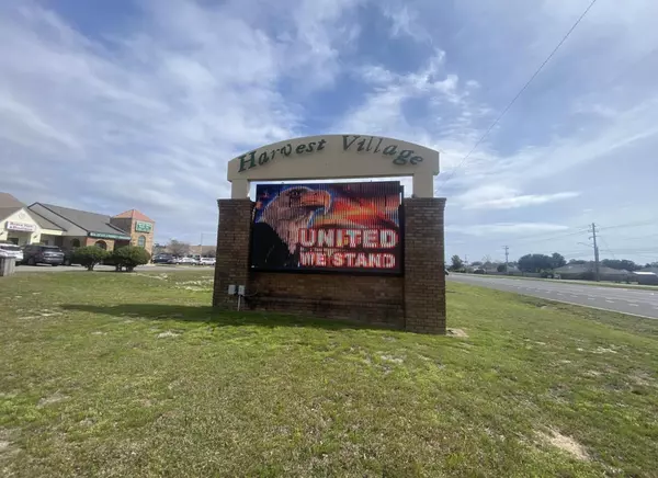 Navarre, FL 32566,7552 Navarre Parkway  #UNIT 62