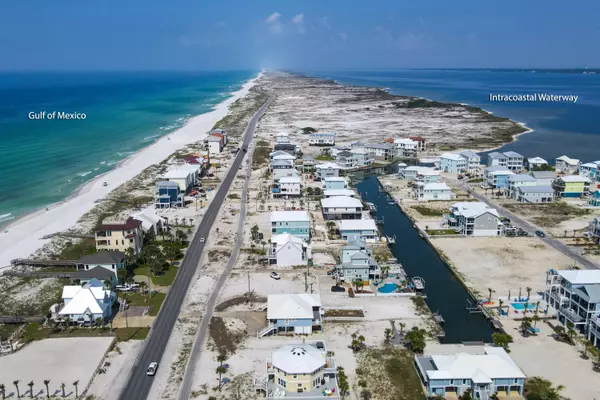 7397 Grand Navarre Boulevard, Navarre, FL 32566