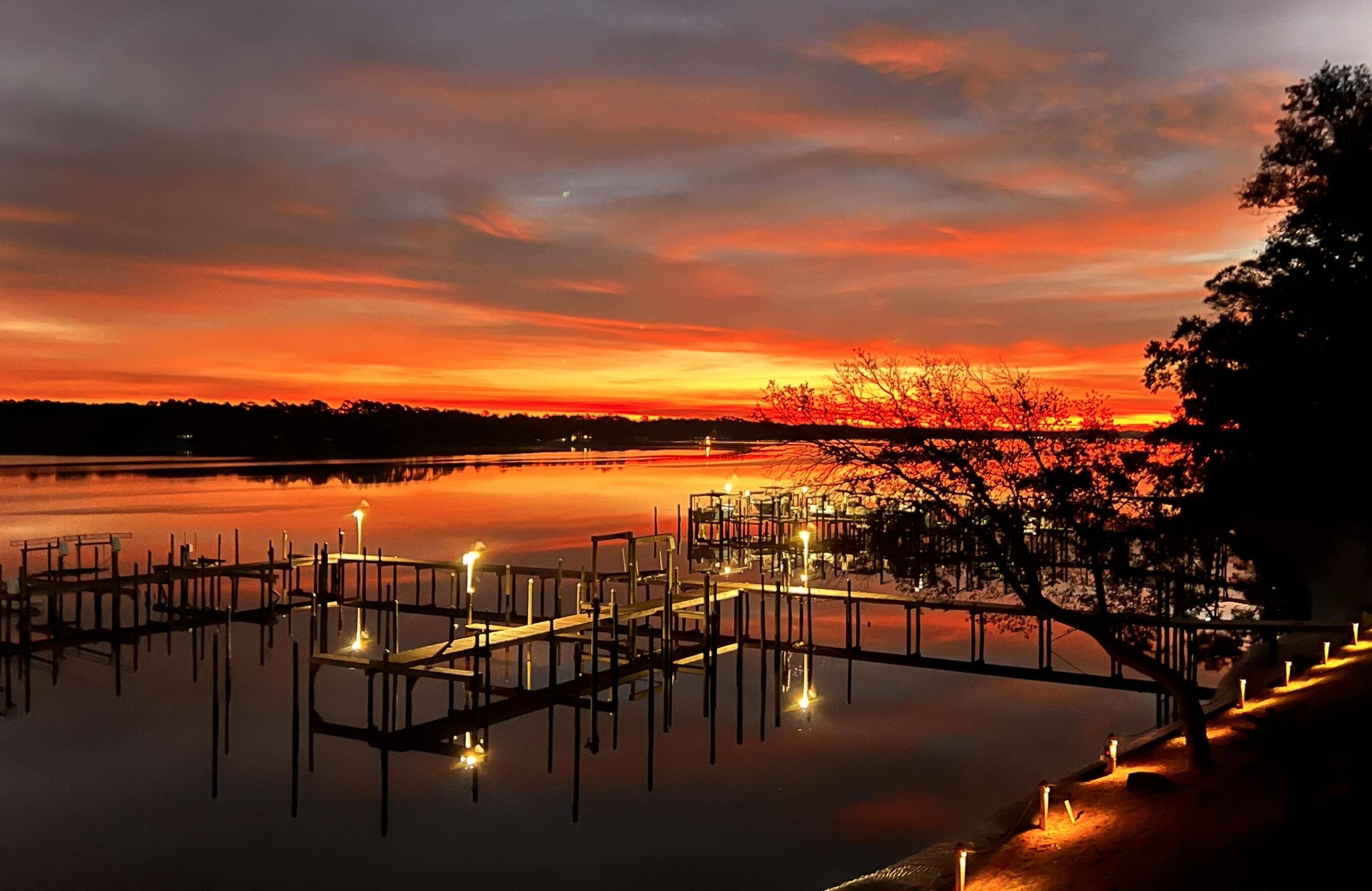 7220 Majestic Boulevard,  Navarre,  FL 32566