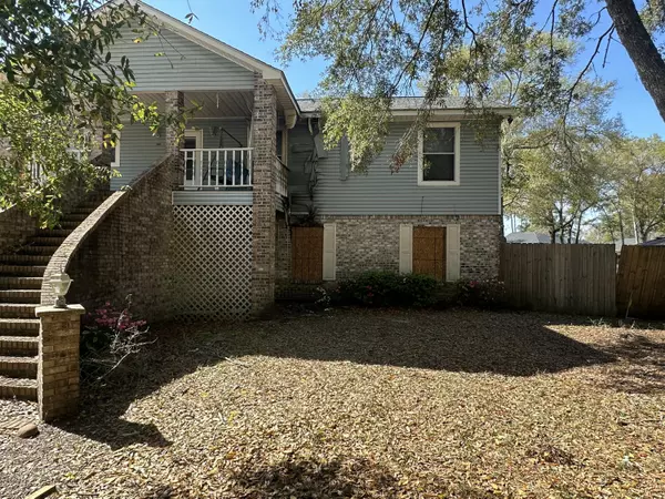 Navarre, FL 32566,3111 Holley Point Road