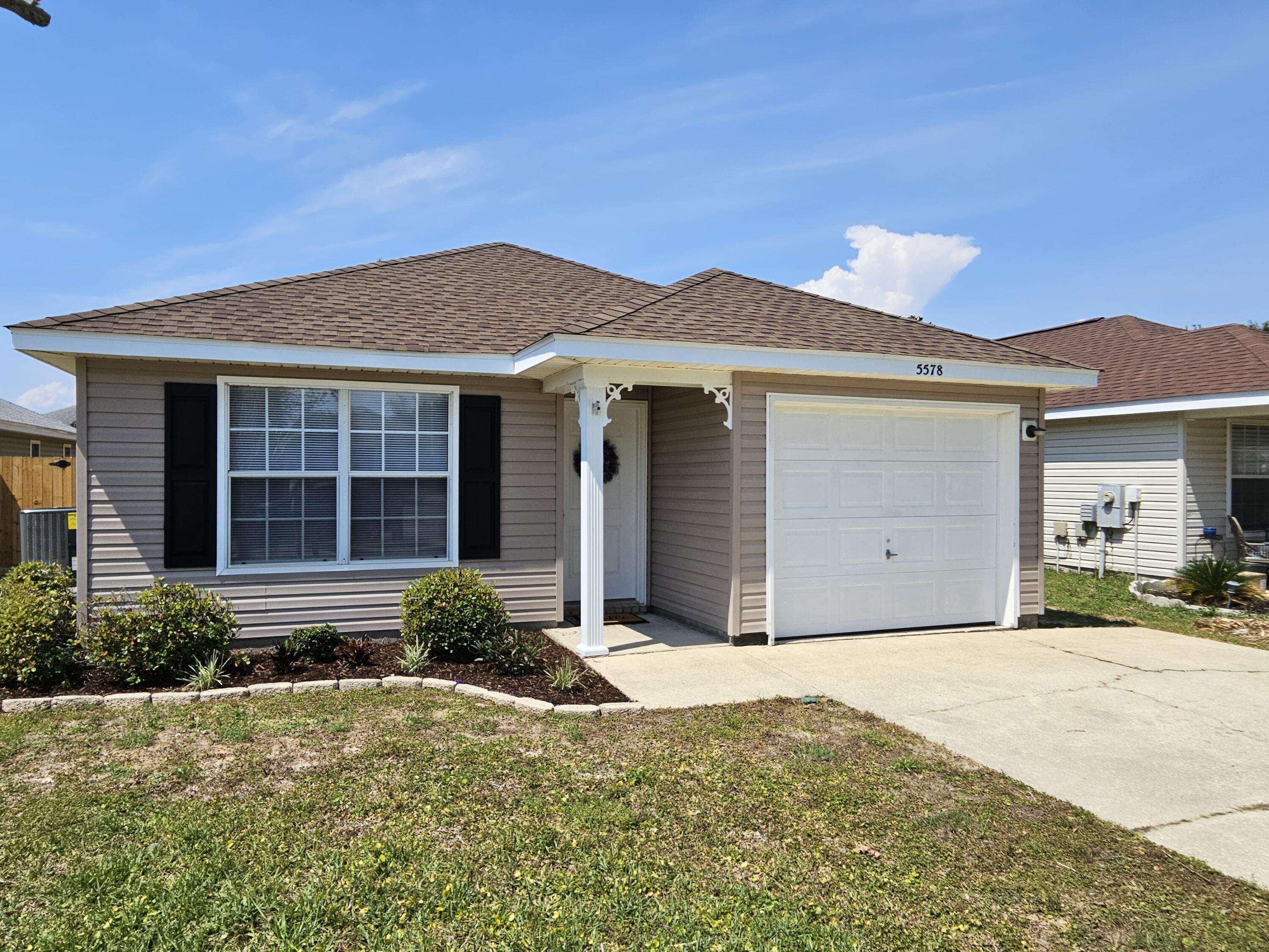 5578 Meadow Creek Place, Gulf Breeze, FL 32563