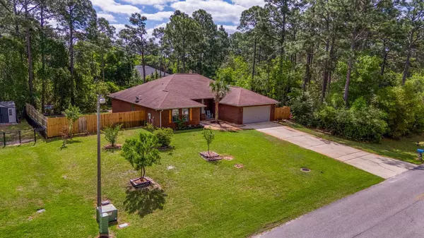 2296 Valley Road, Navarre, FL 32566
