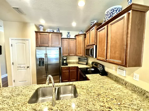 Navarre, FL 32566,2067 Wilsons Plover Circle