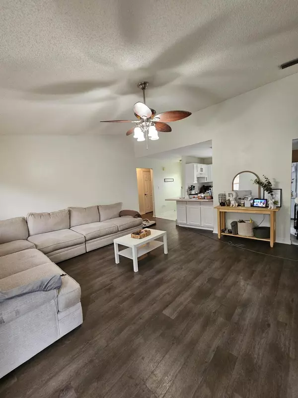 Navarre, FL 32566,1940 Jo Tam Lane