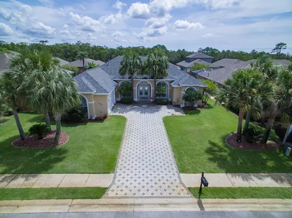 1988 Heritage Park Way,  Navarre,  FL 32566