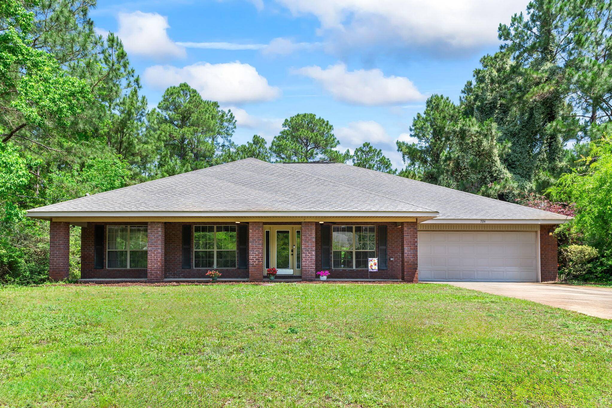 Navarre, FL 32566,7134 Snug Waters Road