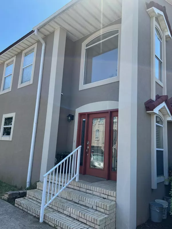 Fort Walton Beach, FL 32547,911 Lighthouse Road