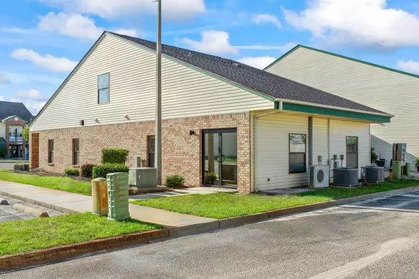 Navarre, FL 32566,7552 Navarre Parkway  #UNIT 42
