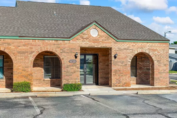 7552 Navarre Parkway  #UNIT 42, Navarre, FL 32566