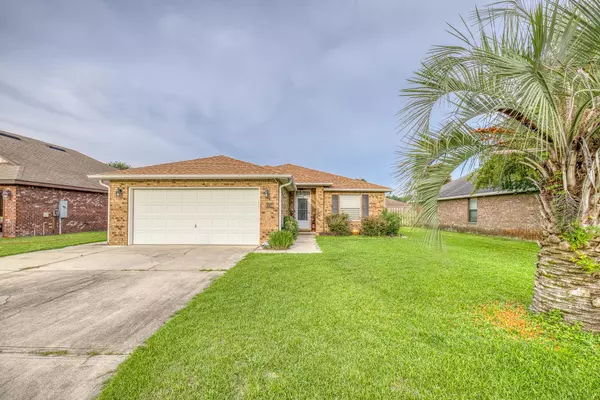4907 Makenna Circle, Pace, FL 32571