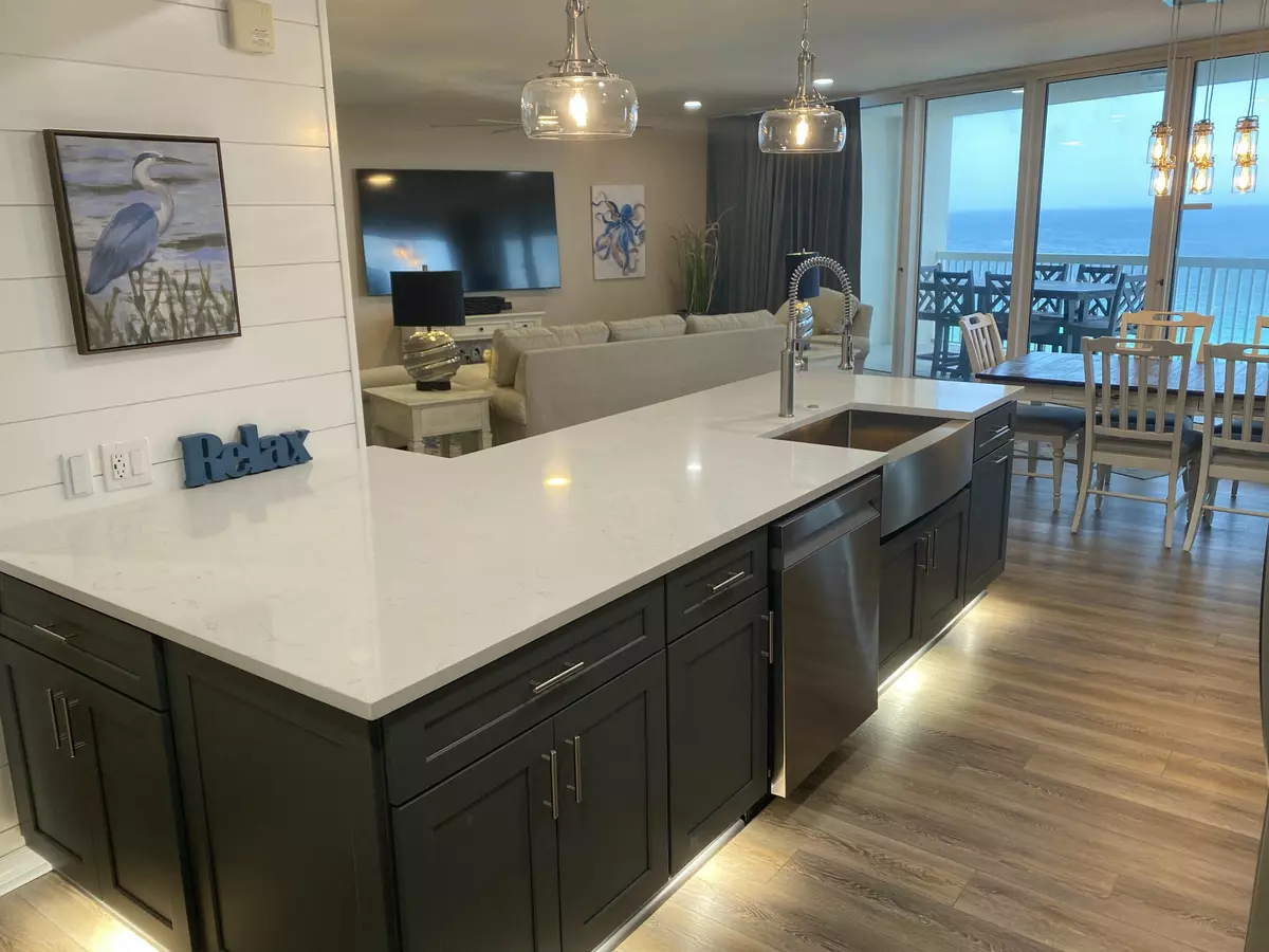 Destin, FL 32541,15200 Emerald Coast Parkway  #1108