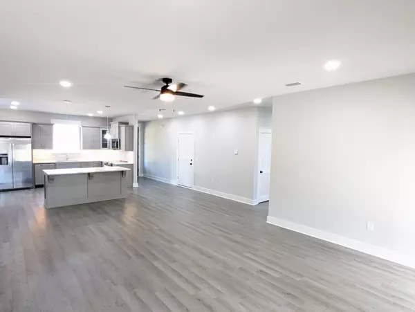 Gulf Breeze, FL 32563,5841 Congress Street