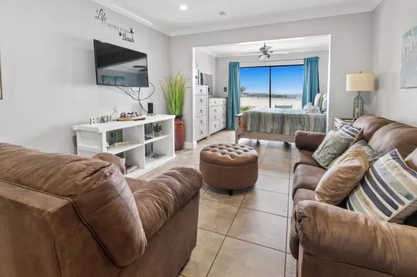 Navarre, FL 32566,7453 Sunset Harbor Drive  #2-109