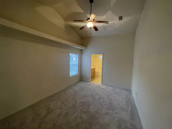 Navarre, FL 32566,7182 Majestic Boulevard