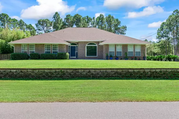 6985 Flintwood Street, Navarre, FL 32566