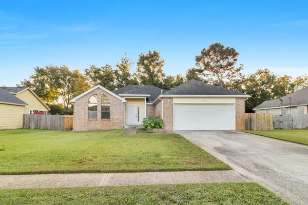 2232 Fulva Drive, Navarre, FL 32566