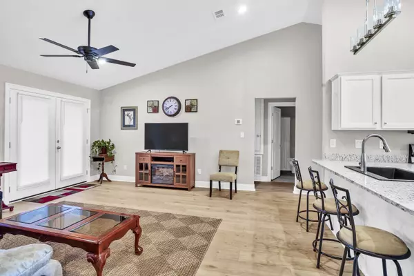 Milton, FL 32583,4439 Conifers Street