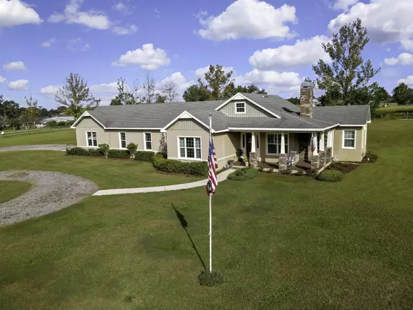 36431 Florrie Mae Lane, Dade, FL