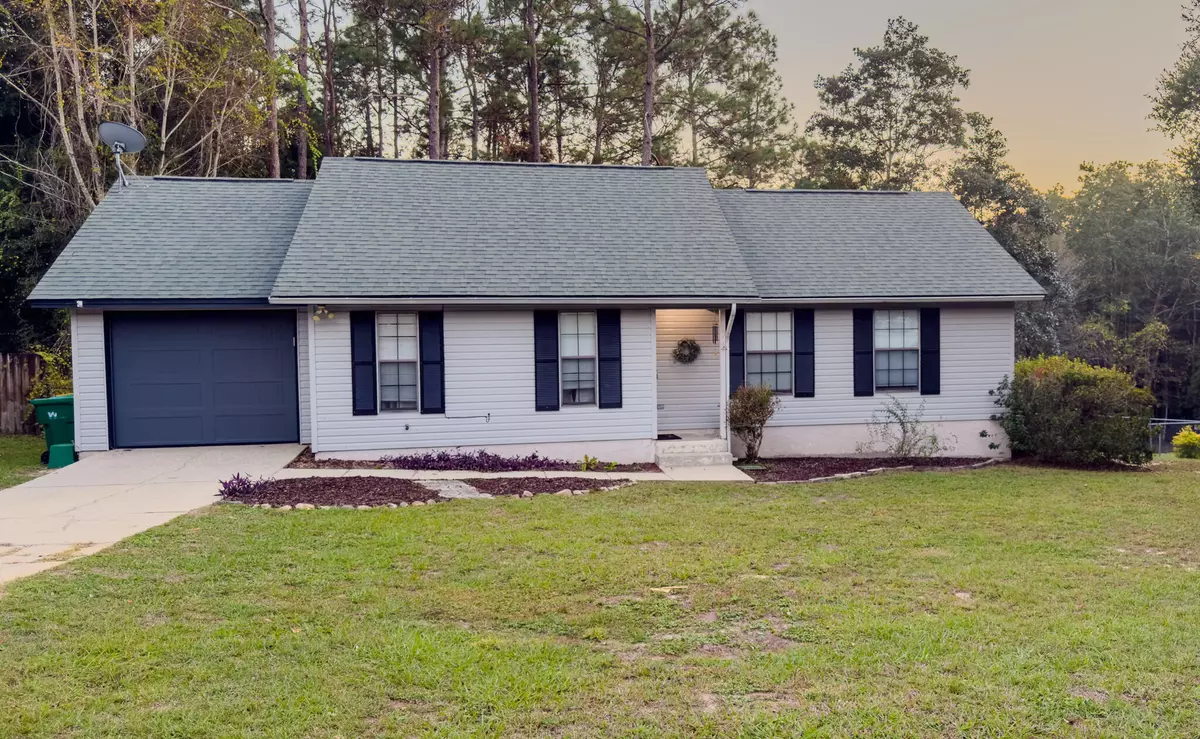 Crestview, FL 32539,209 W Pinoak Court