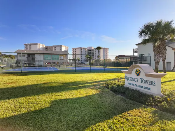 Pensacola Beach, FL 32561,1600 Via Deluna Drive #501-B