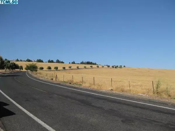 Exeter, CA 93221,585 High Sierra Drive #Lot 30