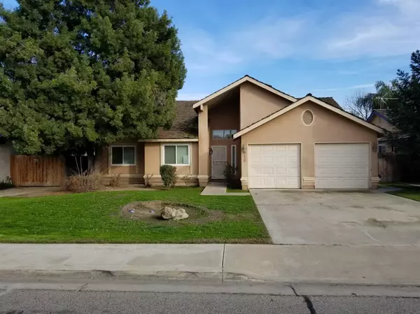 212 S Atwood Court, Visalia, CA 93291