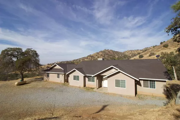 Squaw Valley, CA 93675,39453 Pepperweed Road